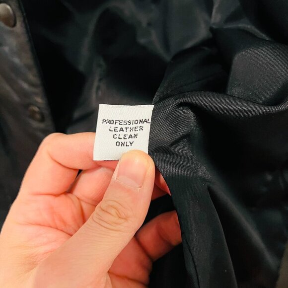 Women’s VTG Leather Vest LNR Sz 2 Snap Button Zip Pocket Made in USA - Picture 14 of 16